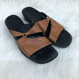 Clark’s Slip On Sandals